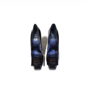 Roger Vivier Shoes Black Patent Leather Square toe Pumps Size 8